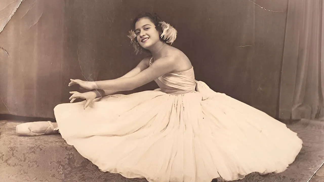 Nellie Campobello, ca. 1938. Archivo Casasola / Fototeca Nacional, INAH.